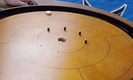 VIDEO: Crokinole Wooden Pegs VS Rubber/Screw Set